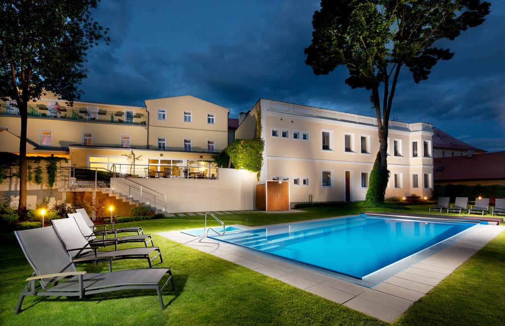 Hotel Reza Františkovy Lázně Exteriör bild